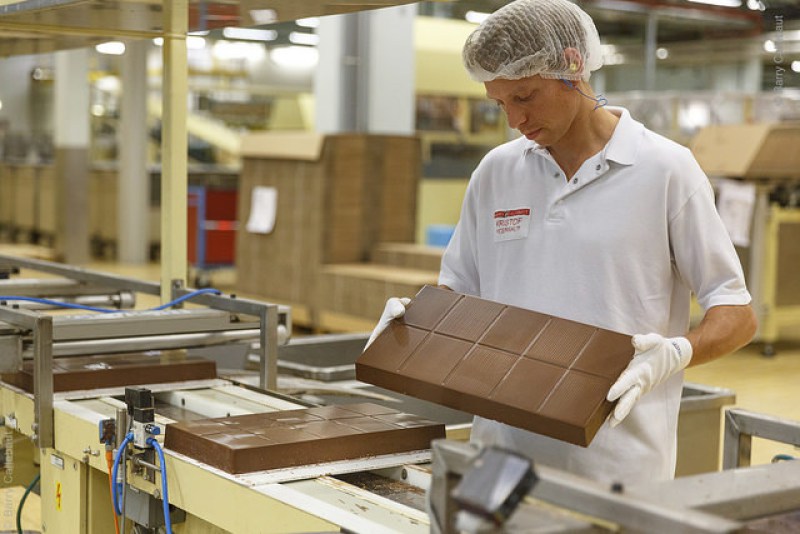 Swiss chocolate giant beats analysts’ estimates