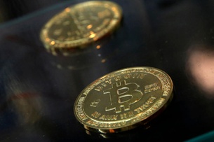 UBS chairman warns of ‘bitcoin bubble’
