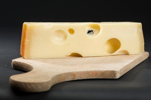 Imports curdle mood of Swiss cheese producers