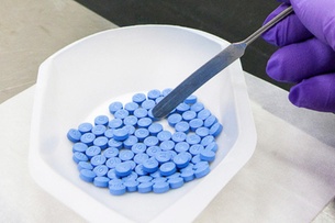 Swiss pharma suspected of delaying generic competition