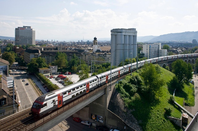 Swiss intercity trains in for a makeover