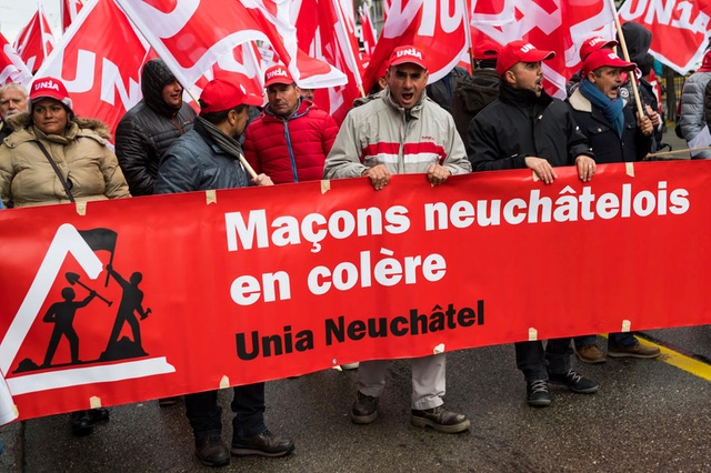 More Swiss construction workers go on strike
