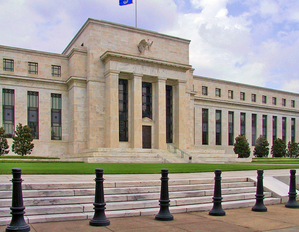 Fed und inverse Zinsstrukturkurve stimmen Märkte besorgt