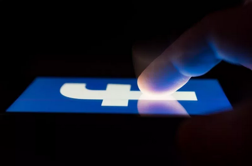 Facebook rejects most information requests from Swiss authorities