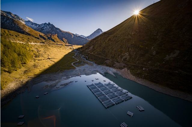 Floating solar panels unveiled in Swiss Alps