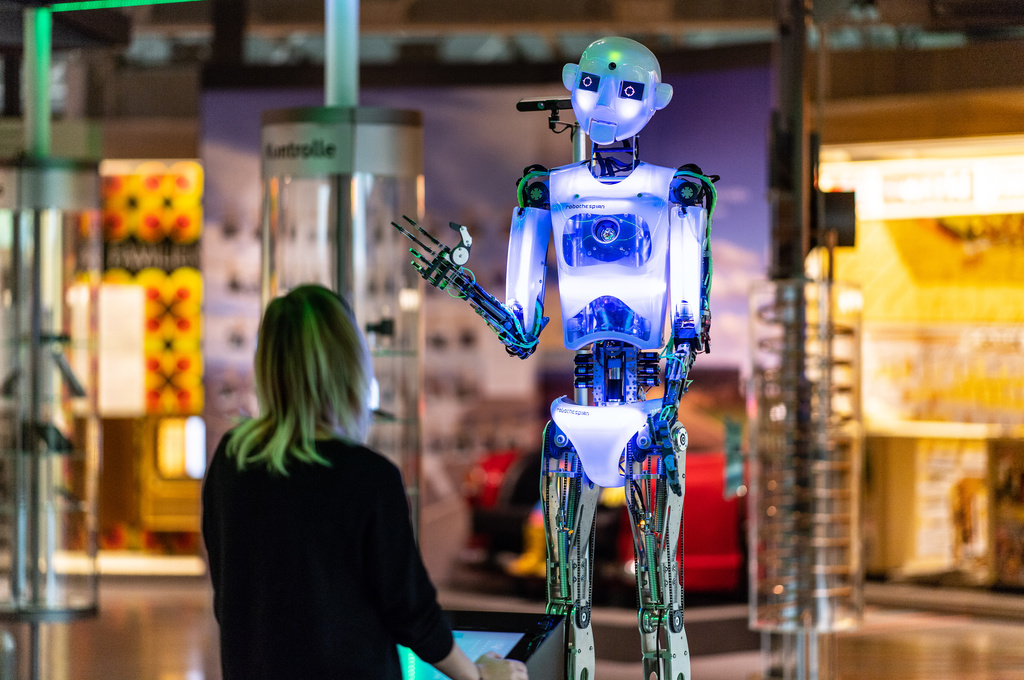 Erwirtschaften in Zukunft Roboter unsere Einkommen?