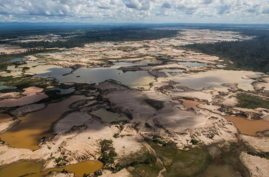 Peru cracks down on illegal gold mining
