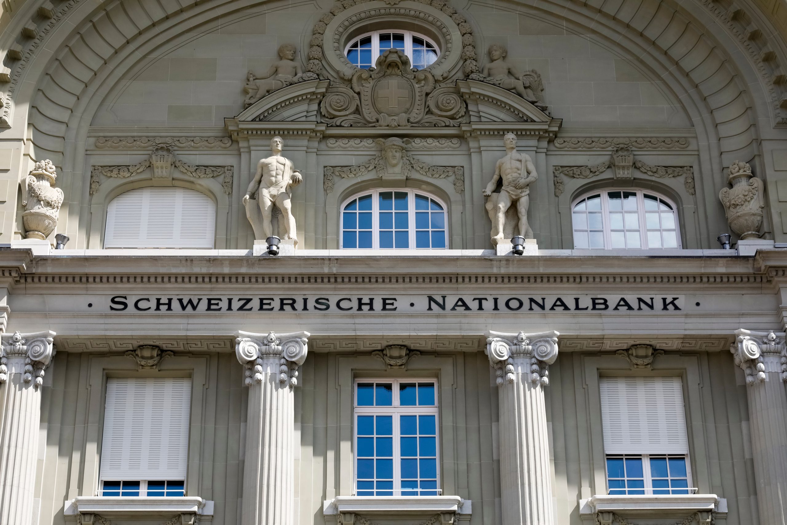 Swiss National Bank forecasts deflation until 2022