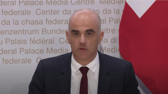 Covid: Swiss government announces new measures