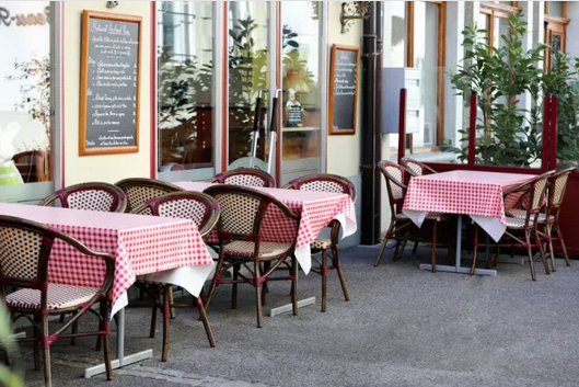 Swiss parliament demands cabinet reopen restaurants and theatres