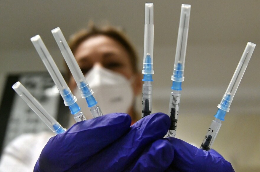 Most adults in rich nations face long wait for vaccine, distributor warns