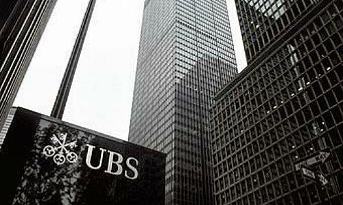 UBS muss in den USA beim Gehalt drauflegen