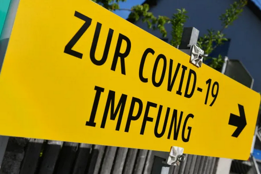 Covid: weekly cases and hospitalisations rising again in Switzerland