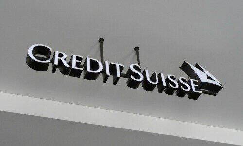 Die Credit Suisse wird von vielen Seiten belagert