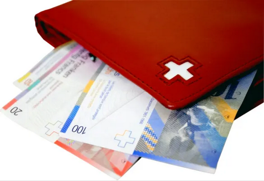 Average annual healthcare costs hit 9,600 francs in Switzerland in 2020