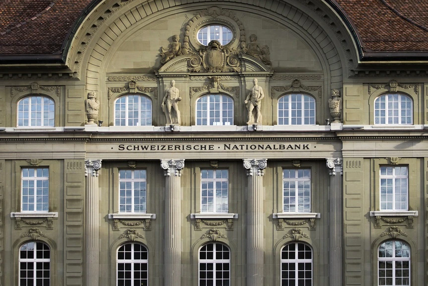 Swiss National Bank reports massive losses