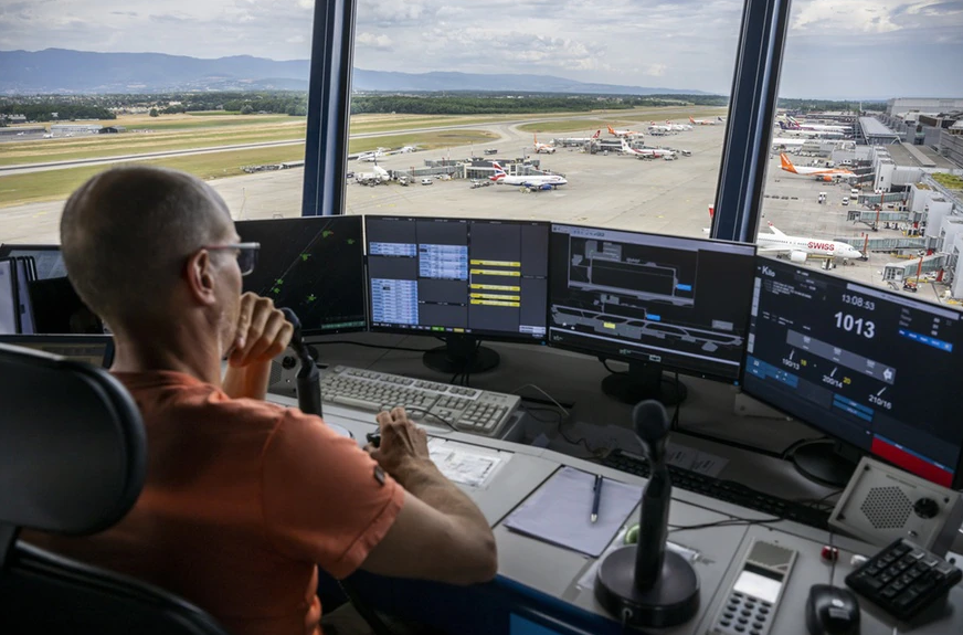 Switzerland faces shortage of air traffic controllers