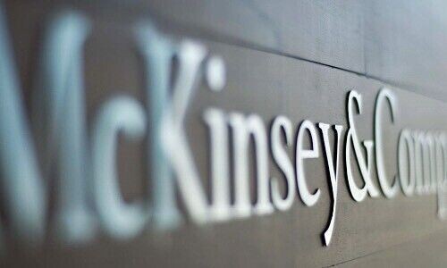 McKinsey setzt das Messer bei sich selber an