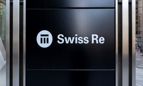 Swiss Re zurück in der Milliardenzone