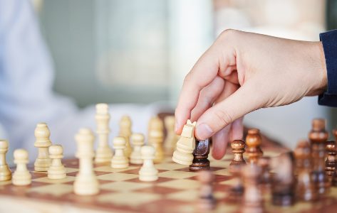 Firmenkundengeschäft: Wer bietet der Königin Schach?