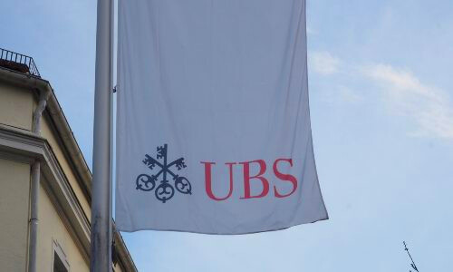 Mehr als ein Sommermärchen, kauft die UBS in Deutschland?