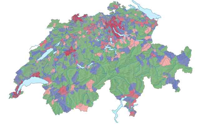 Swiss residential property prices continue to climb