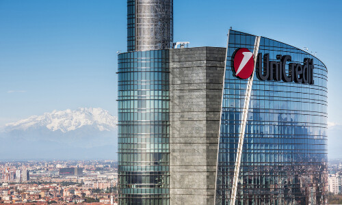 Unicredit hamstert weiter Commerzbank-Aktien