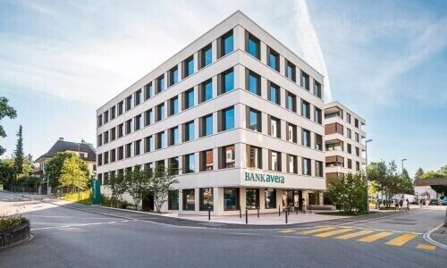 Bank Avera verdient weniger